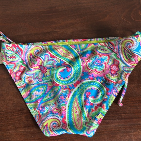 Arizona Jeans Co Swim Bottoms Size Medium NWT - Picture 2 of 10